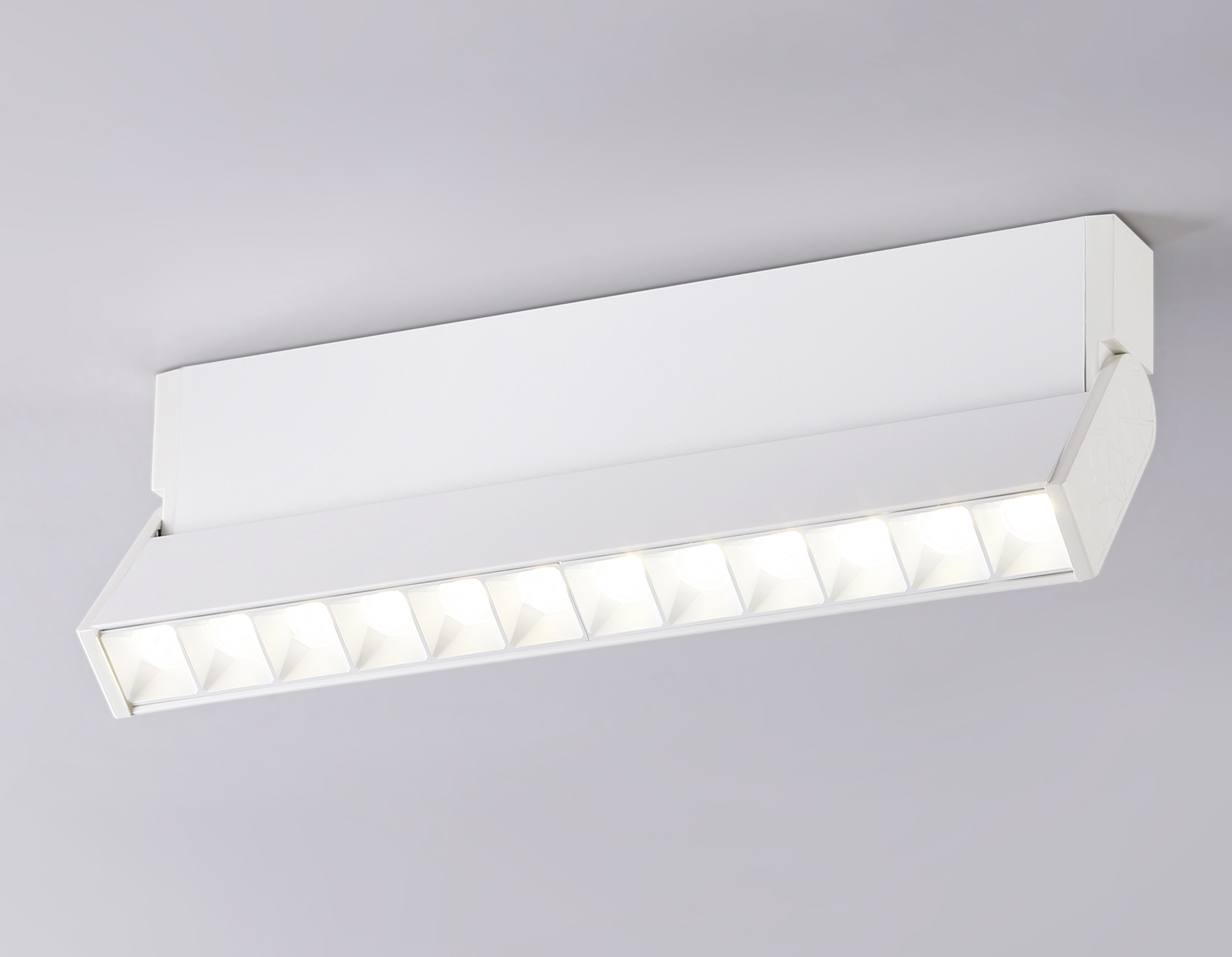 Настенно-потолочный светодиодный светильник TA1825 WH белый LED 12W 4200K 230*22*87 - Viokon.com